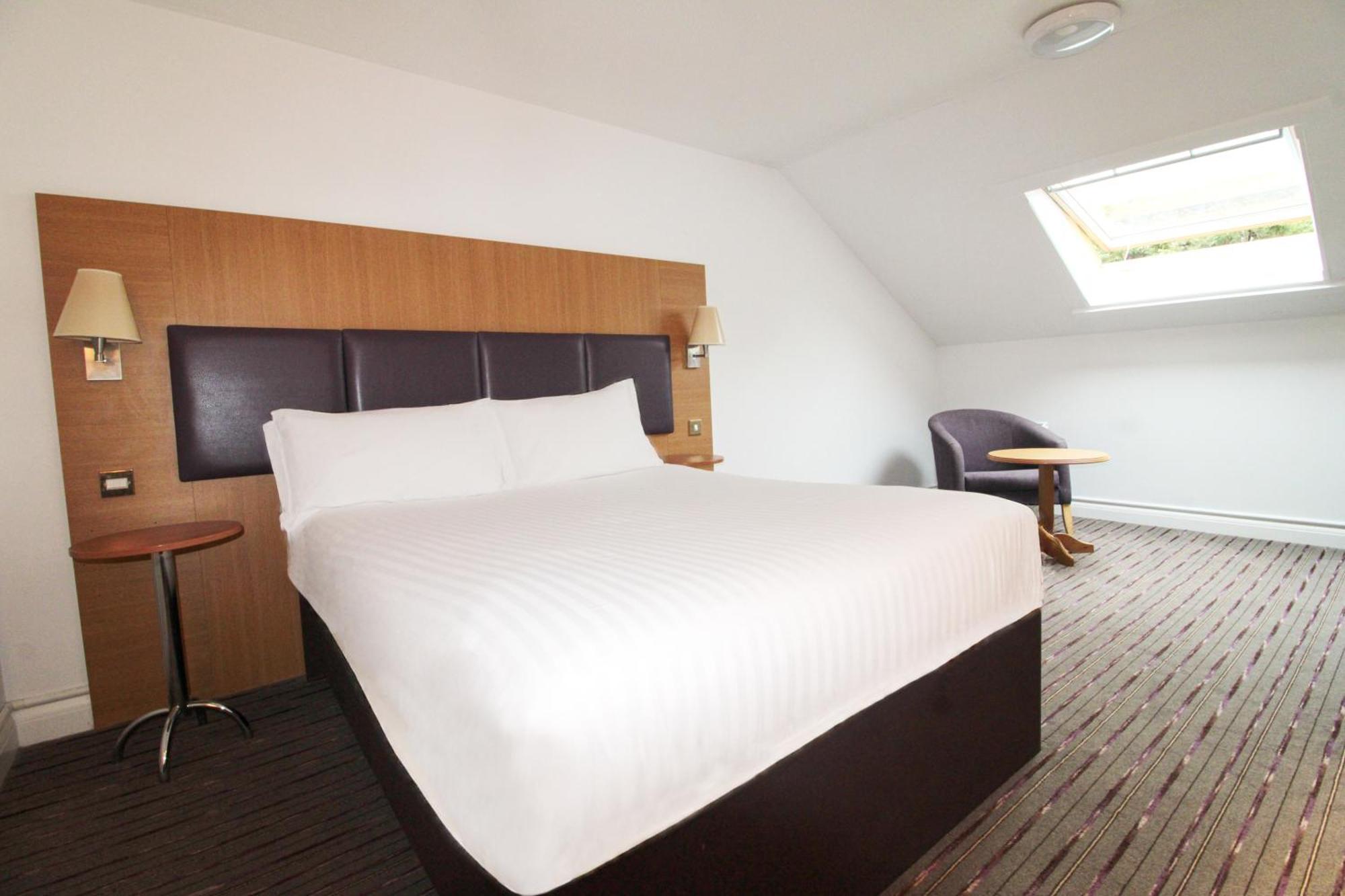 Orchid Epsom; Sure Hotel Collection By Best Western 外观 照片